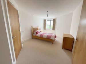 Photo 33- click for photo gallery